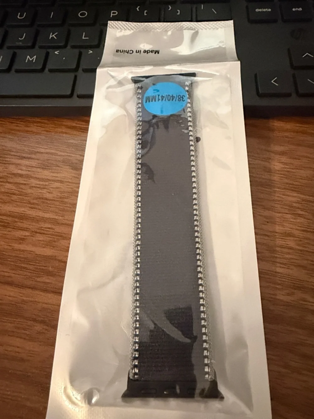 NWT SET OF 2 Apple Watch bands unbranded